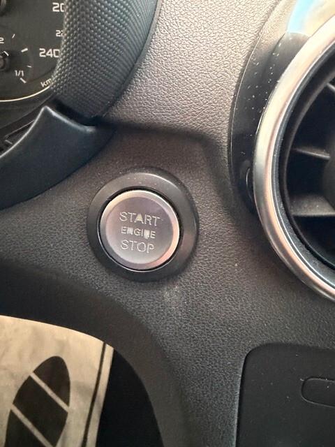 Audi A1 SPB 1.6 TDI S tronic S-Line