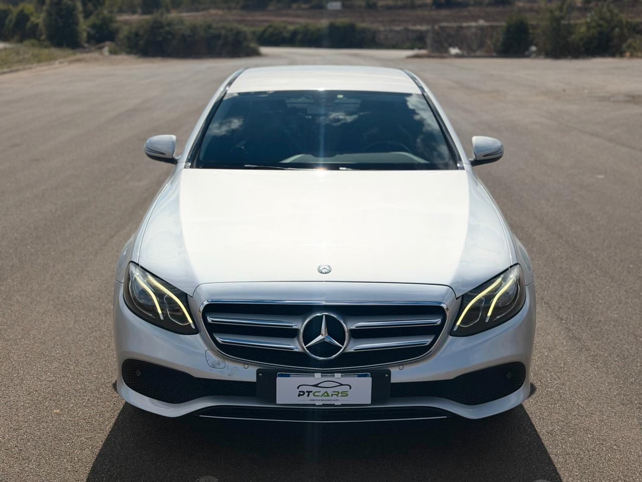 Mercedes-benz E 220d 194cv Executive Led*Pelle*Navi