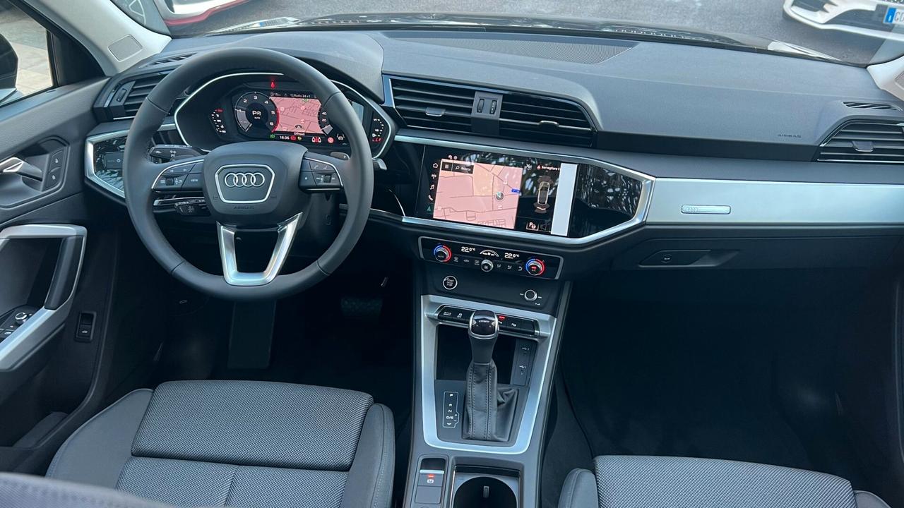 AUDI Q3 SPB 35 TDI S-LINE KM0 2024 TETTO APRIBILE