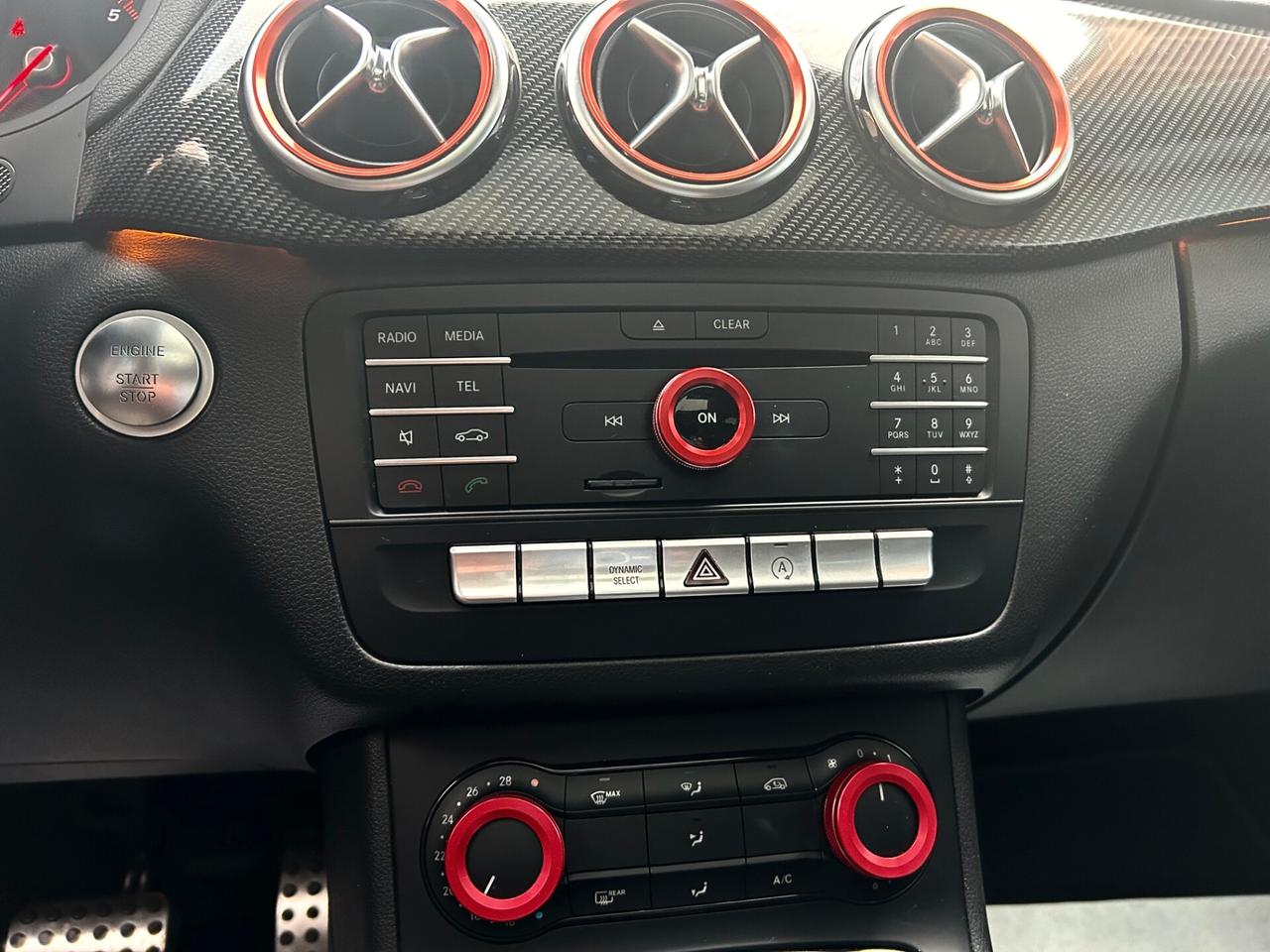 Mercedes-benz B 180d Automatic Premium AMG