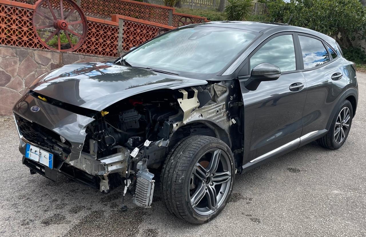 Ford Puma 1.0 EcoBoost Hybrid 125 CV S&S Titanium -incidentata