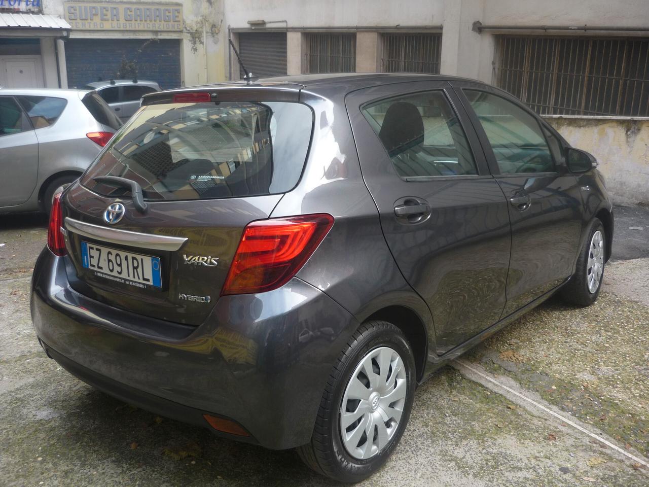 Toyota Yaris 1.5 Hybrid 5 porte Active