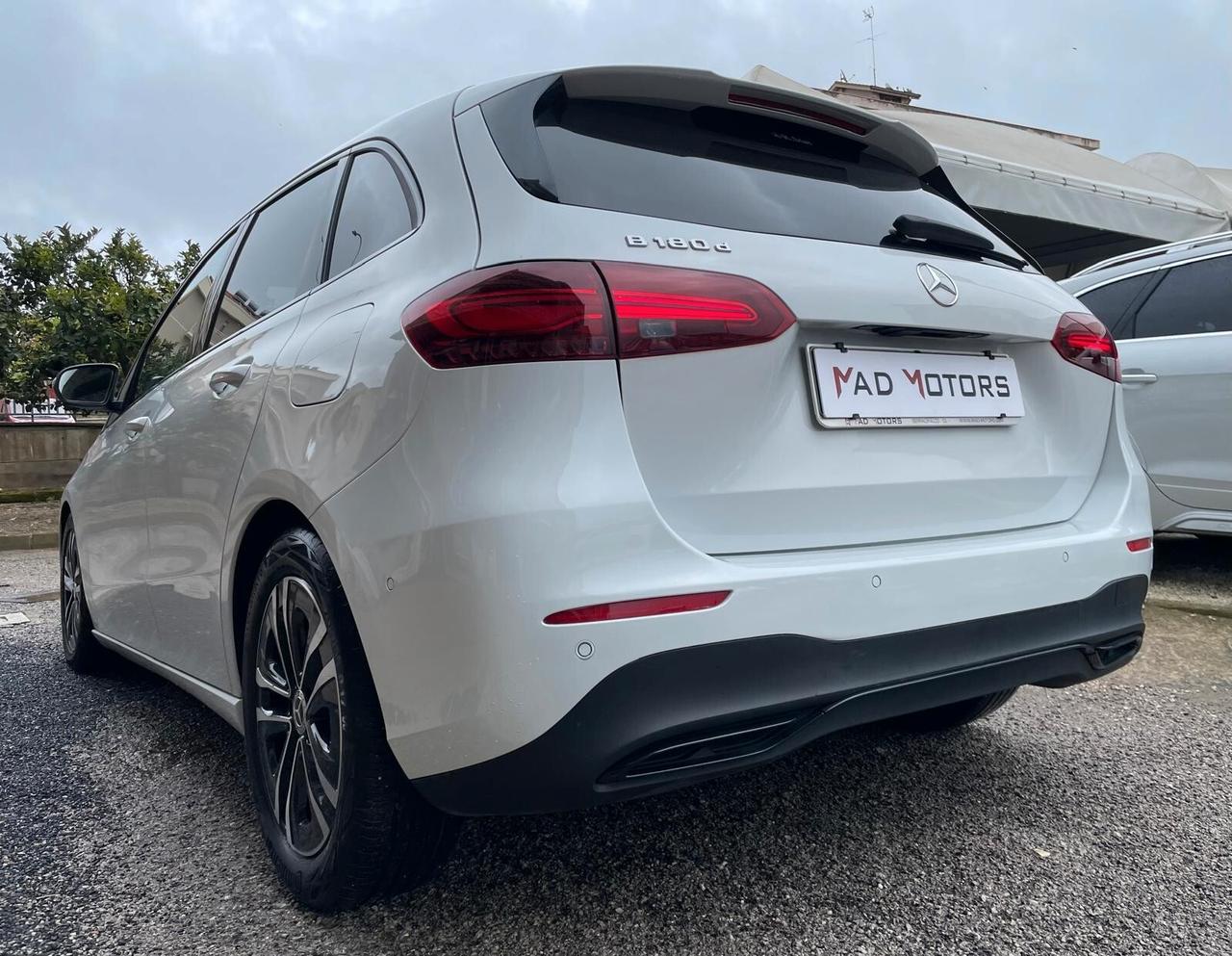 Mercedes-benz B 180d Urban/Progressive Night 2024