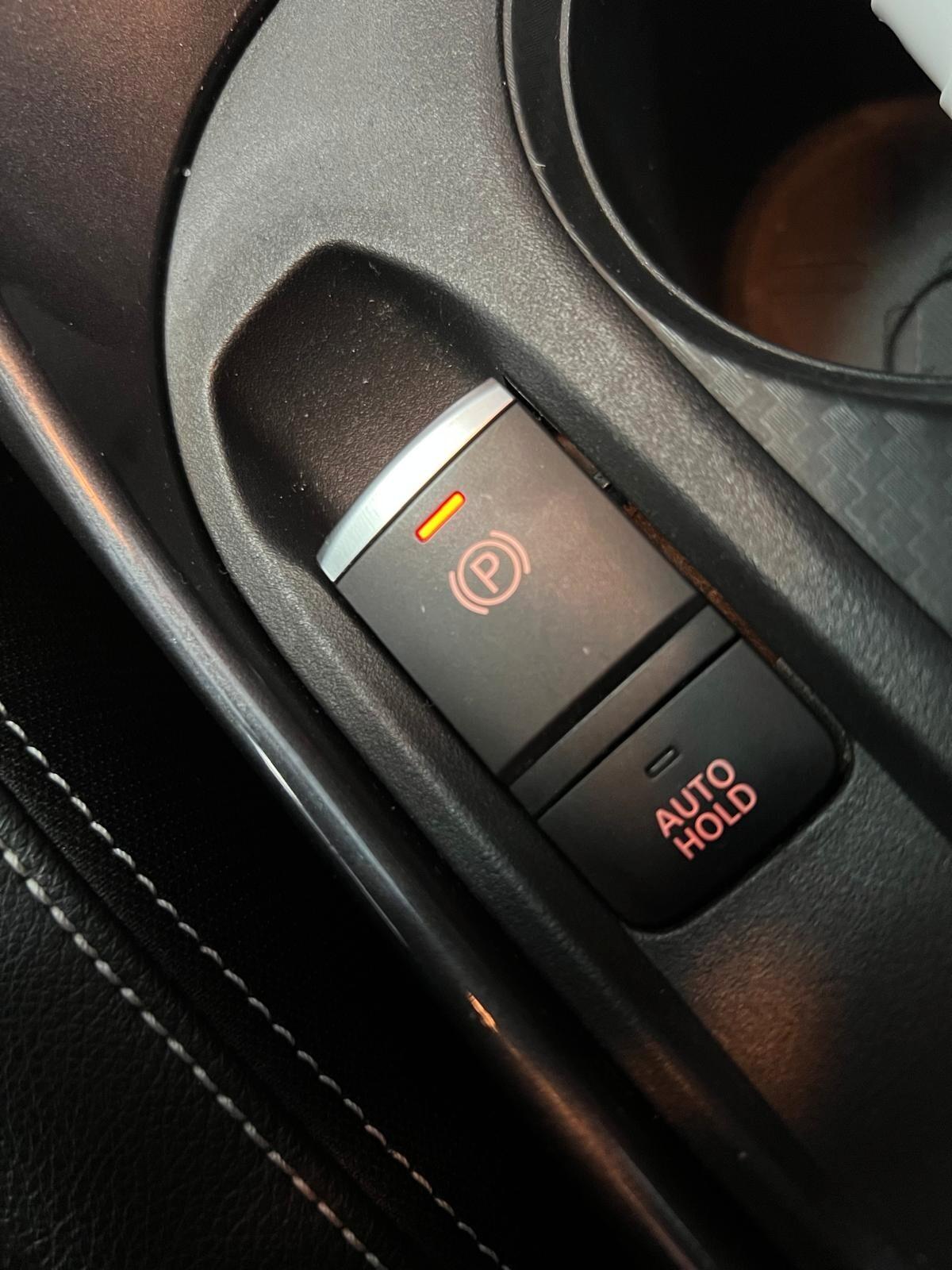 Nissan Juke 1.0 DIG-T 114 CV Tekna