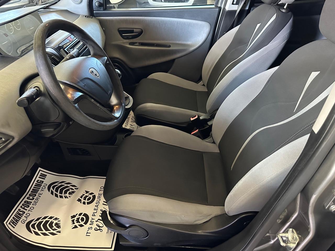 Lancia Ypsilon 1.2 Benzina 5 porte S&S Platinum Ok Neopatentati