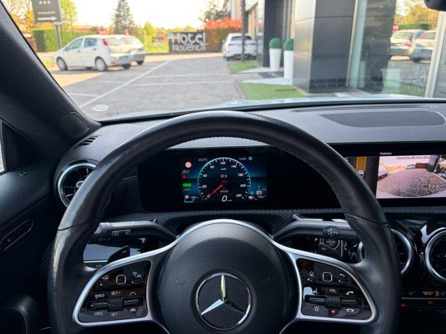 MERCEDES-BENZ CLA 250 e Shooting Brake Automatic EQ Power 218cv