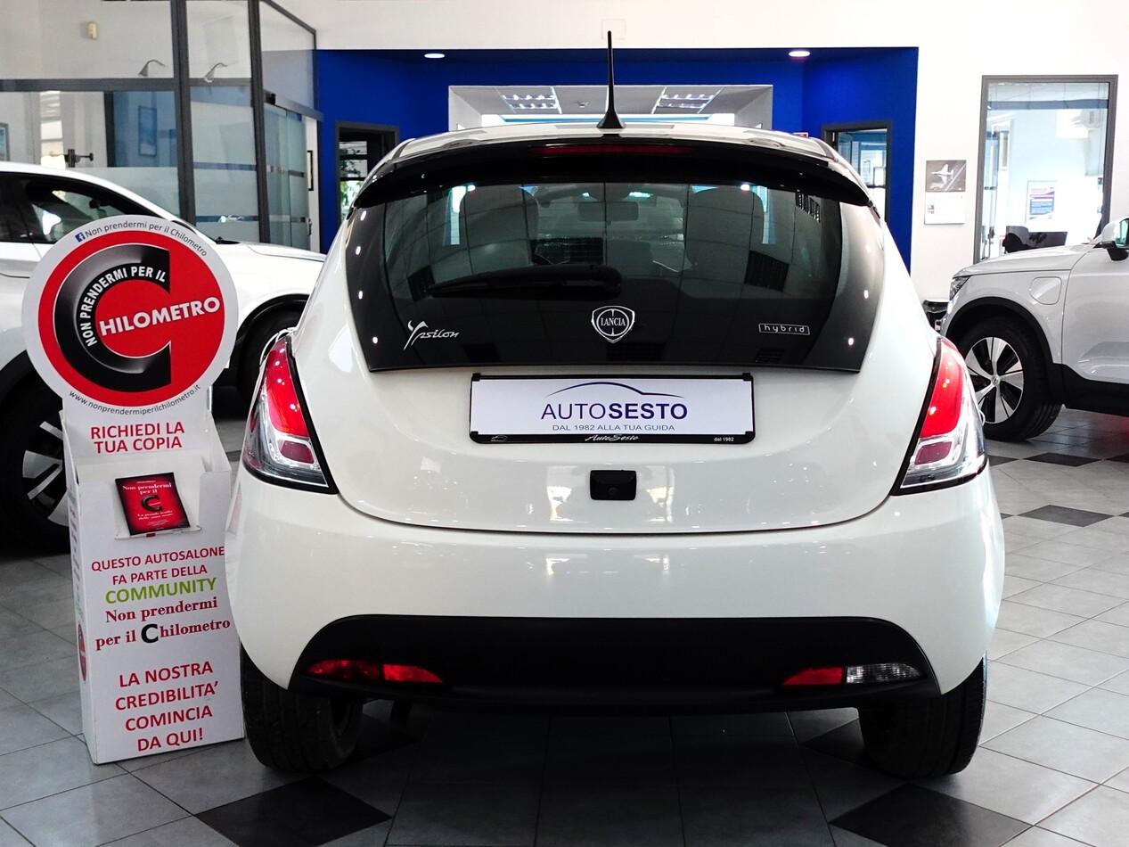 Lancia Ypsilon III 1.0 FIREFLY HYBRID 70 CV GOLD