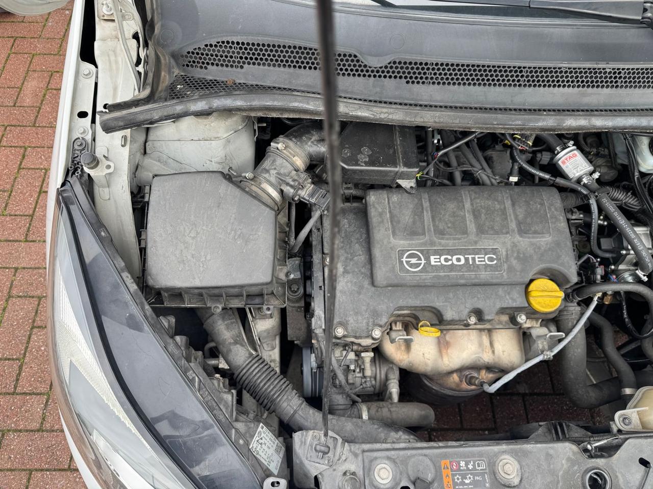 Opel Corsa Cosmo 1.2 #9269