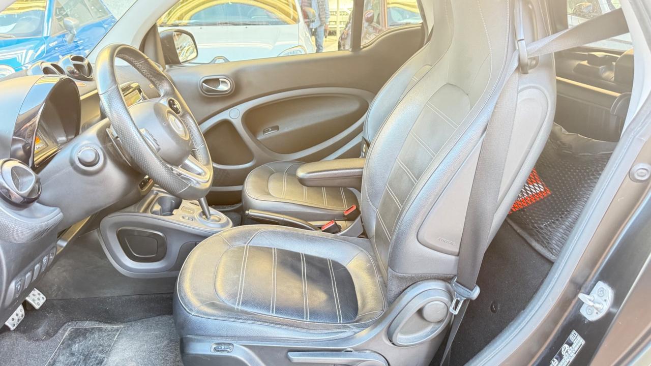 Smart ForTwo 90 0.9 Turbo twinamic Prime LED NAVI KAMERA CERCHI 16 PDC BLUETOOTH BRACCIOLO NERO OPACO