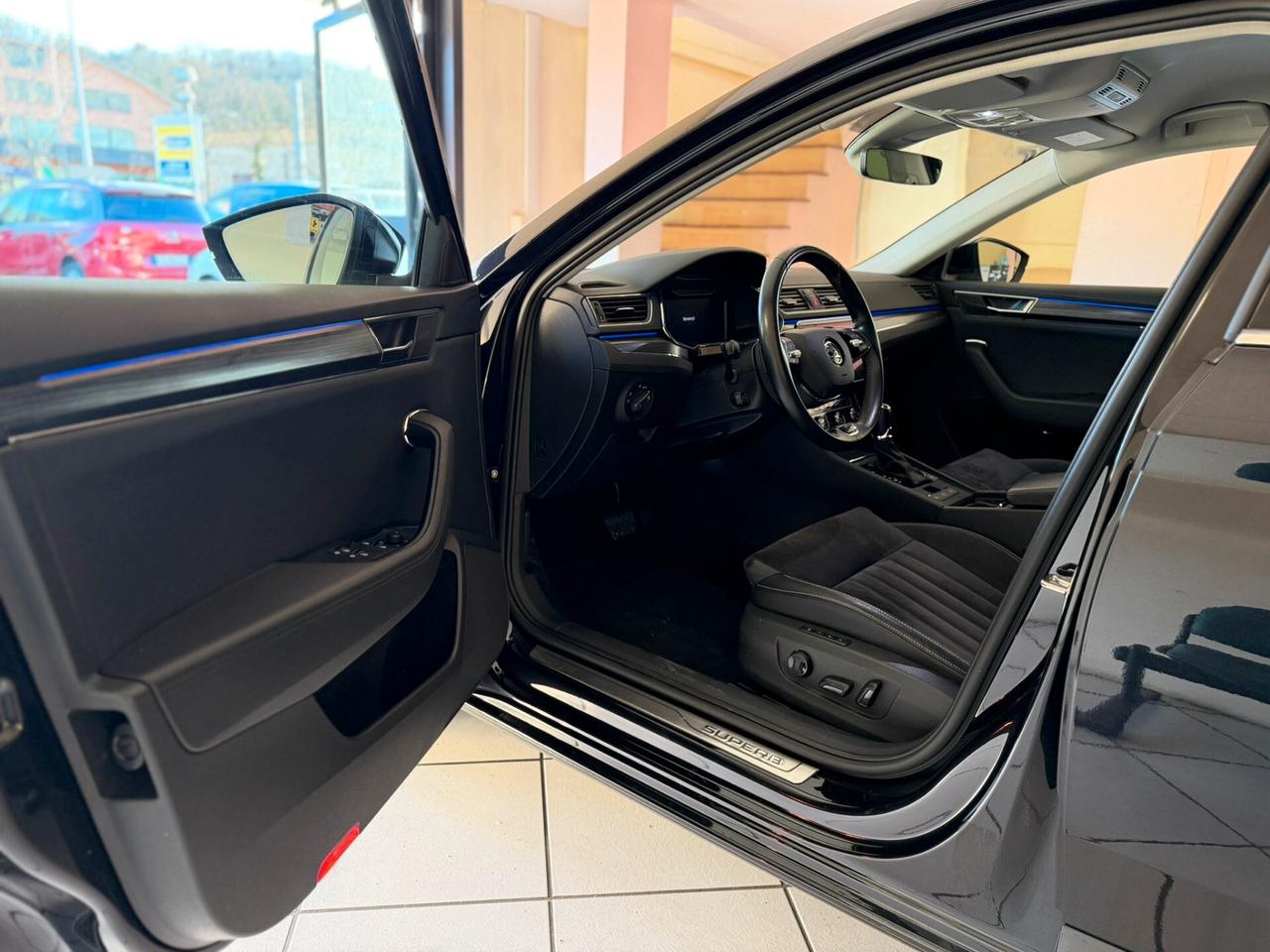 Skoda Superb 2.0 TDI EVO 150 CV SCR DSG Wagon Executive