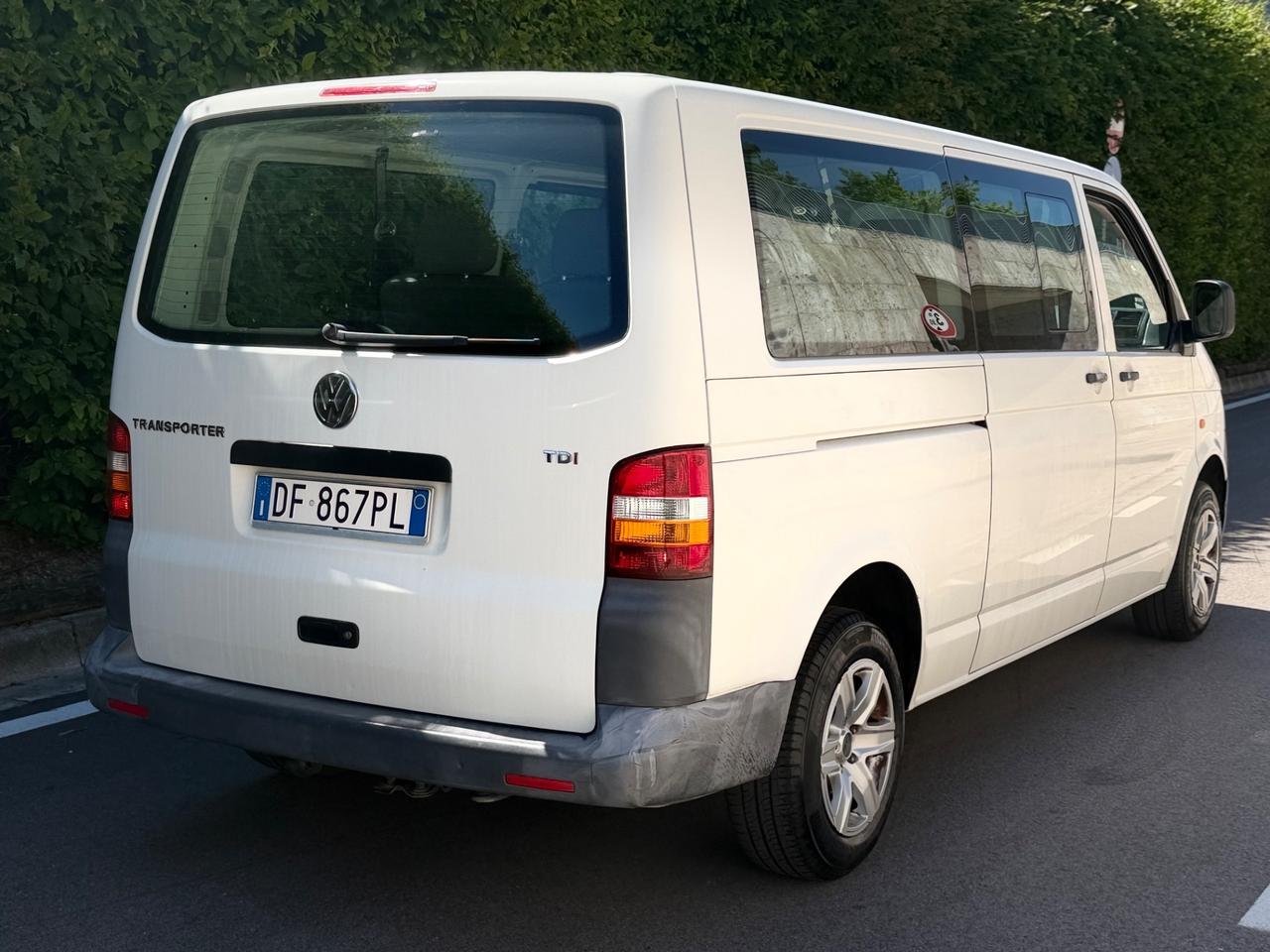 Volkswagen Transporter 2.5 TDI/130CV EURO 4 GANCIO TRAINO