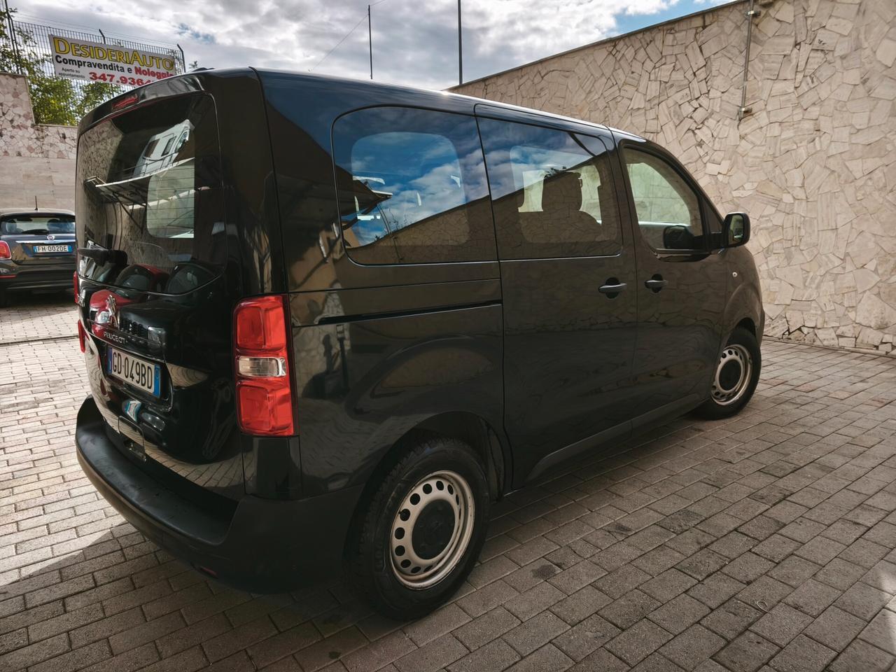 Peugeot Expert BlueHDi 100 S&S PC-TN Combi Compact
