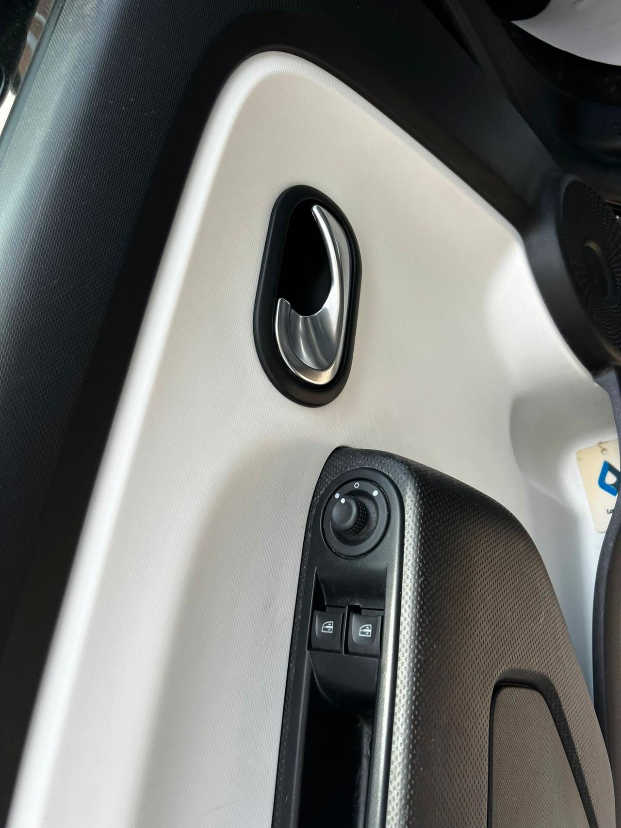 Renault Twingo SCe Lovely NEOPATENTATI