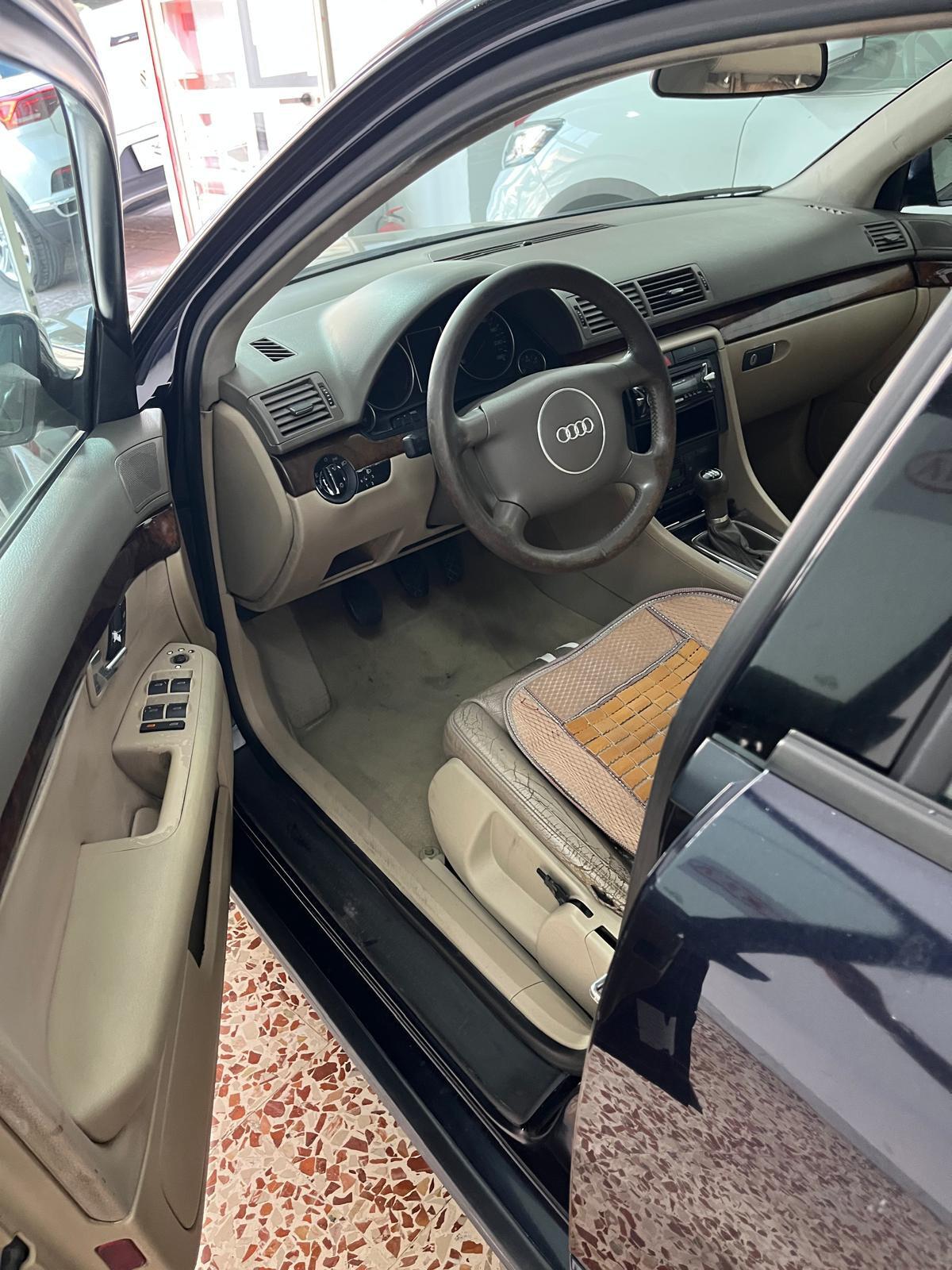 Audi A4 1.9 TDI/130 CV cat