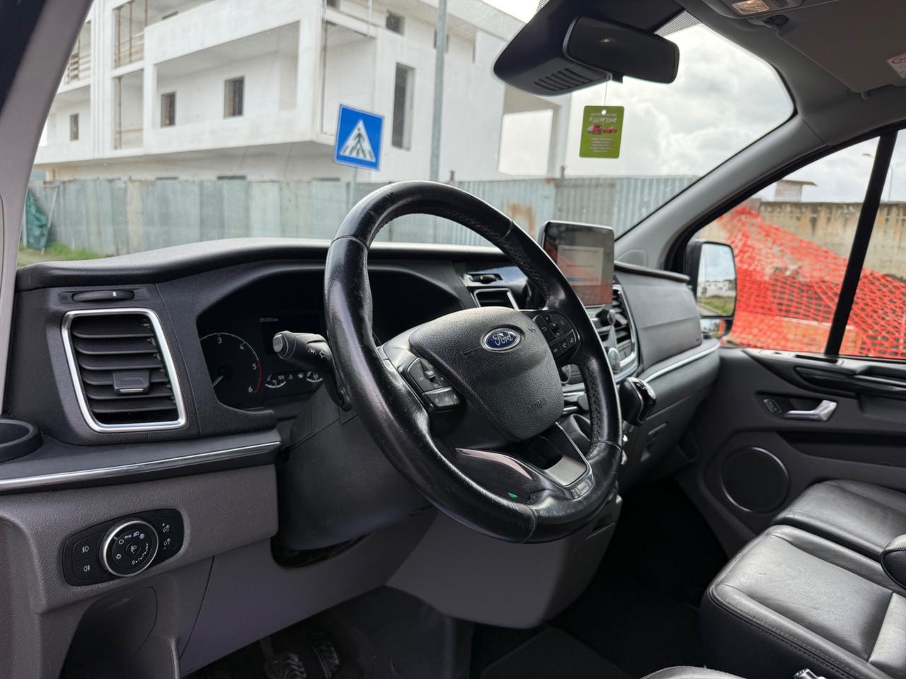 Ford Tourneo Custom 320 2.0 TDCi 185CV MHEV PL Titanium X