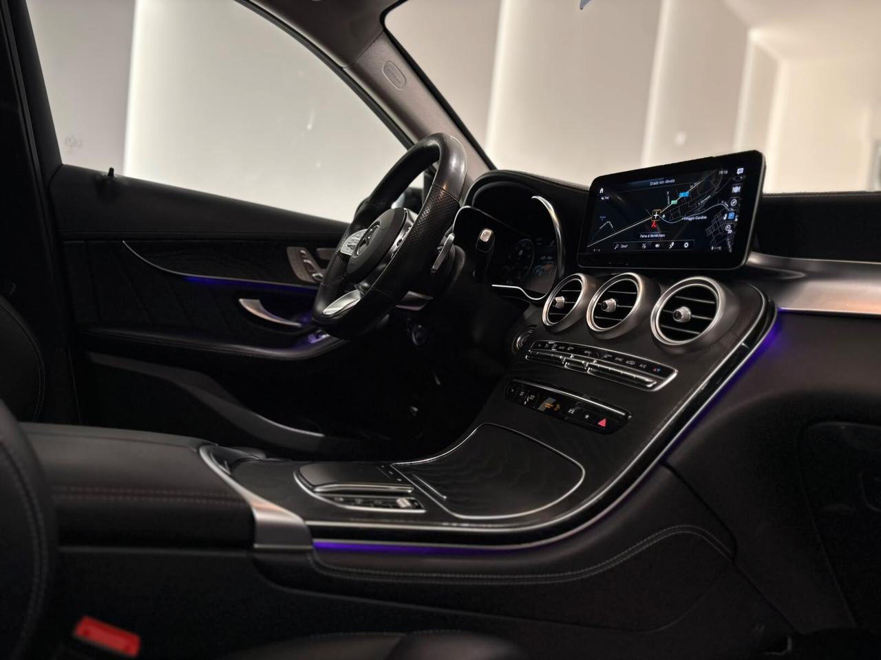 MERCEDES GLC 300 D 2.0 245 CV AMG Premium Plus TETTO APRIBILE