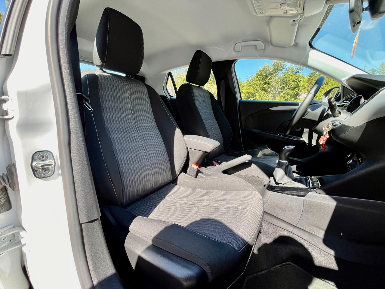 Opel Corsa 1.2 Blitz Edition