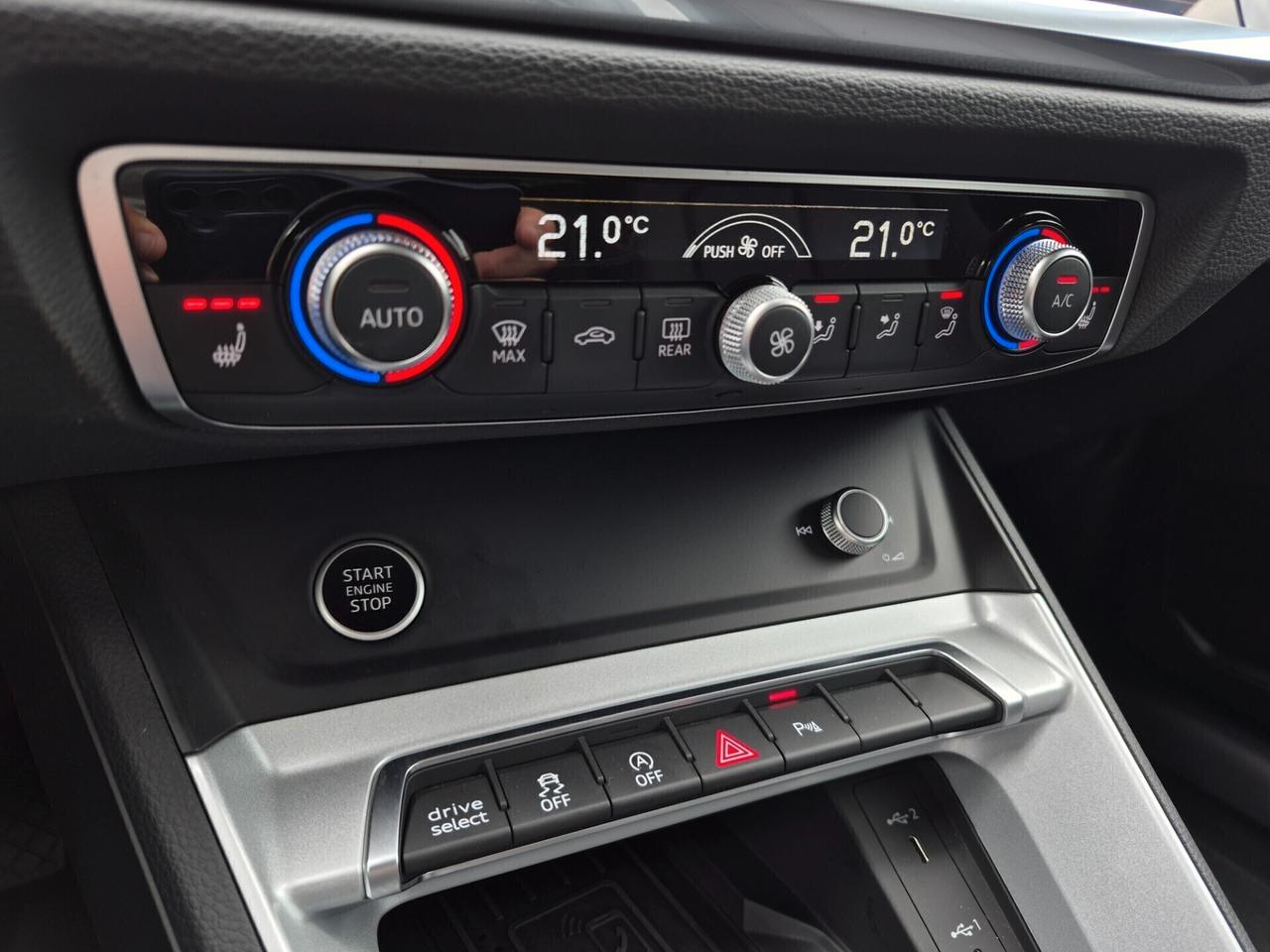 Audi Q3 SPB 35 TFSI S TRONIC MATRIX APPLE CARPLAY + ANDROID AUTO