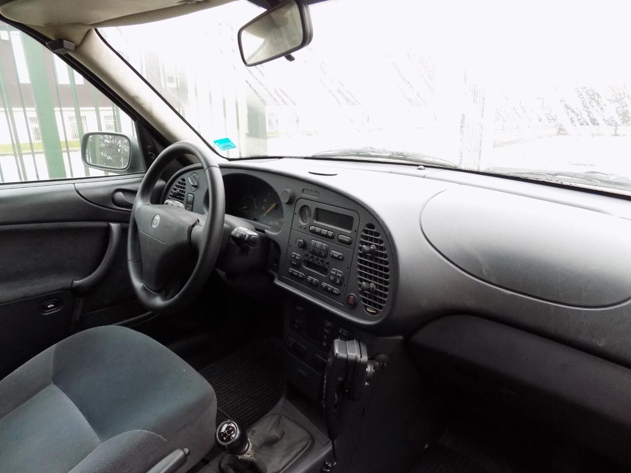 Saab 900 2.0i 16V cat 3 porte