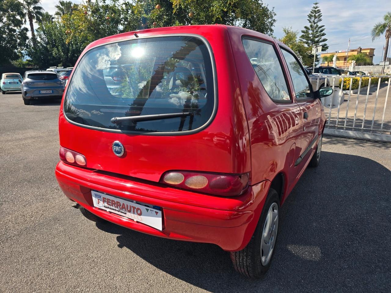 FIAT 600 1.0 BENZINA CON CLIMA NEOPATENTATI