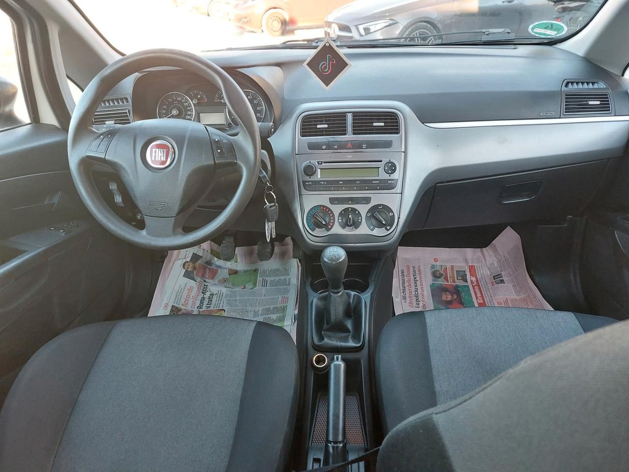 Fiat Punto 1.3 MJT II S&S 85 CV 5 porte Street