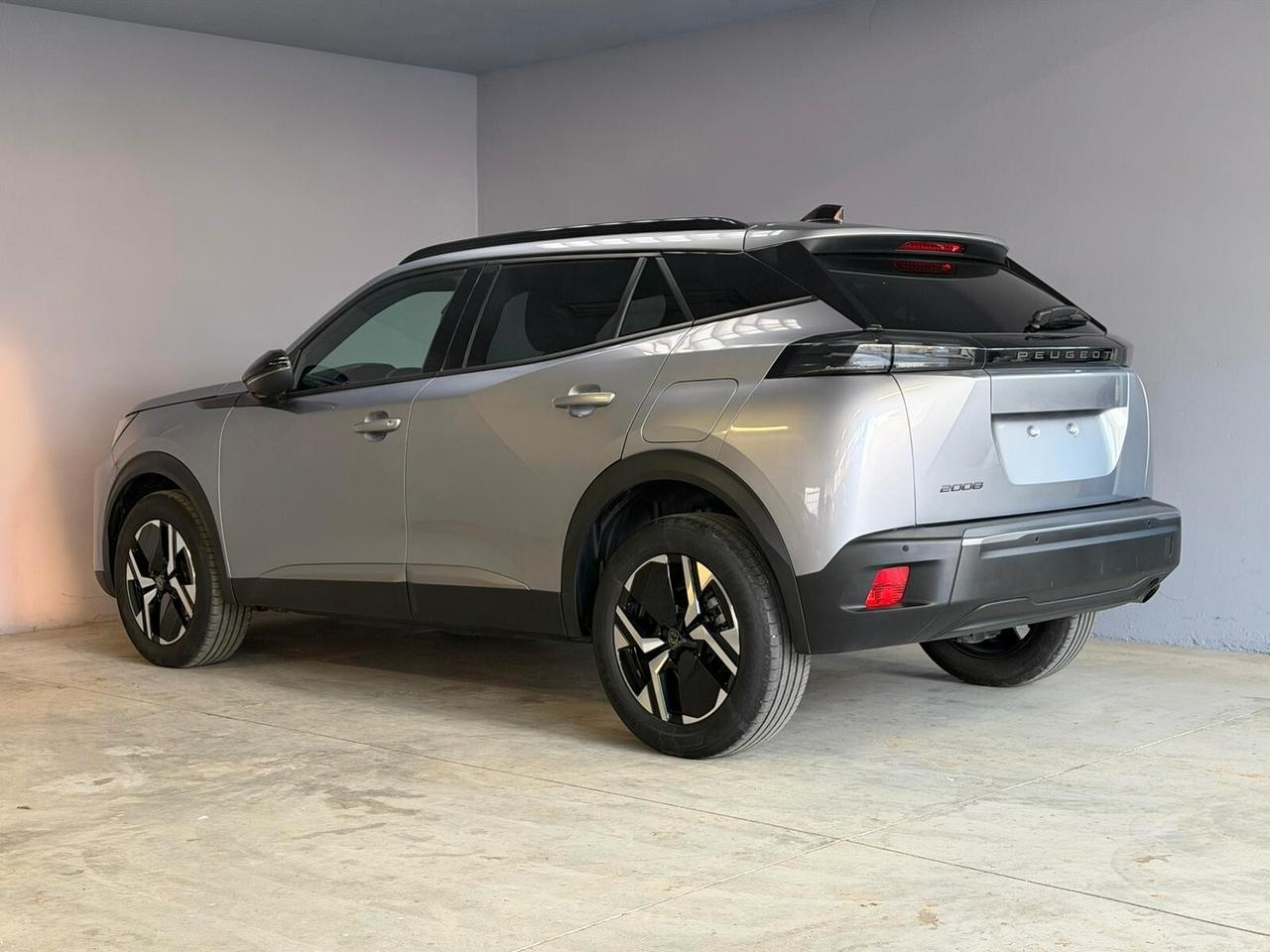 Peugeot 2008 1.2cc 100cv ALLURE - PREZZO REALE!