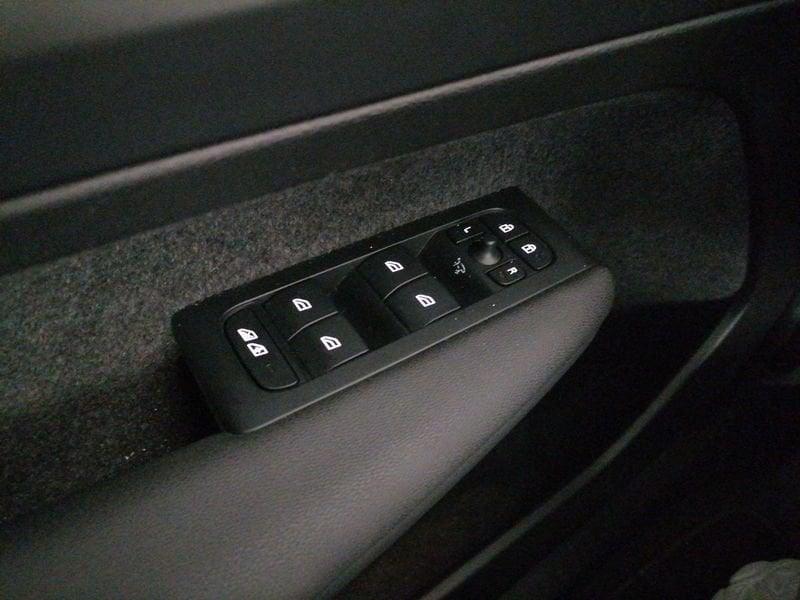 Volvo XC40 1.5 t2 Core auto