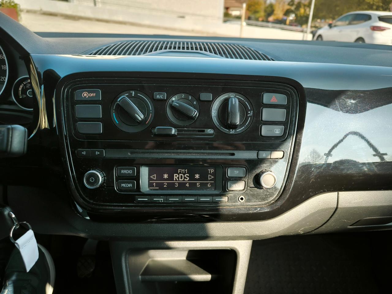 Volkswagen up! 1.0 5p. eco move BlueMotion Technology