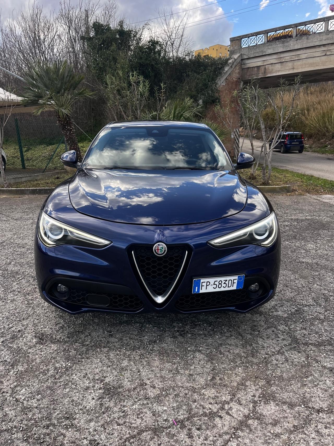 Alfa Romeo Stelvio 2.2 Turbodiesel 180 CV AT8 RWD