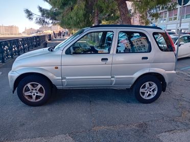 Daihatsu Terios 1.3i - COMMERCIANTI O EXPORT