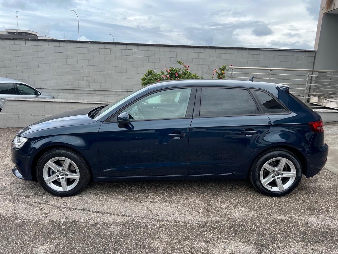 Audi A3 SPB Sportback 1.6 116cv tdi Business s-tronic