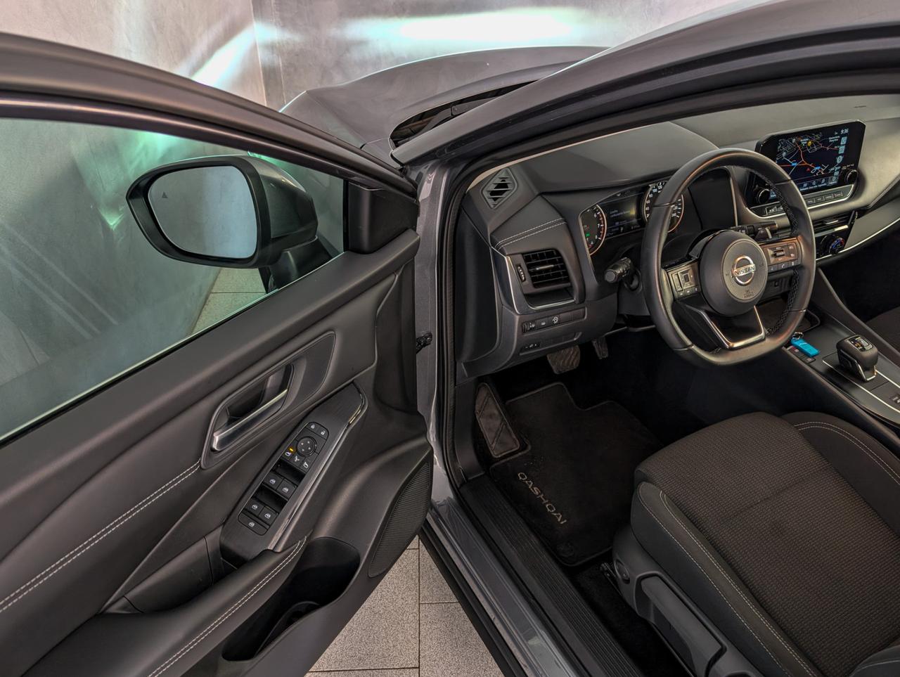 Nissan Qashqai 1.3 MHEV Xtronic 158cv Business