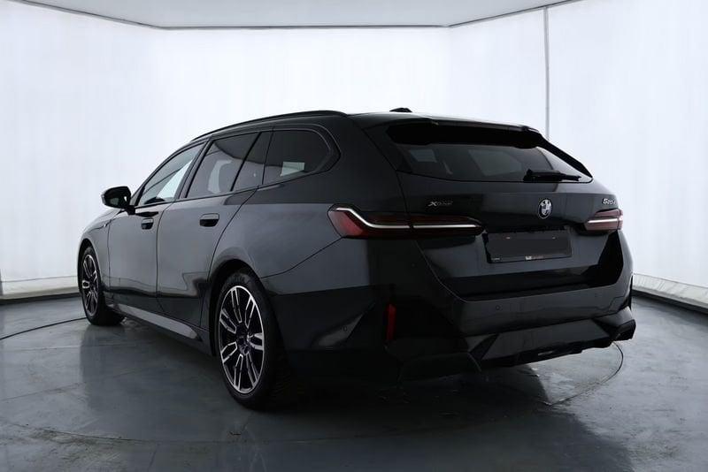 BMW Serie 5 520d xDrive M Sport Gancio Tetto Pelle Camera 360°