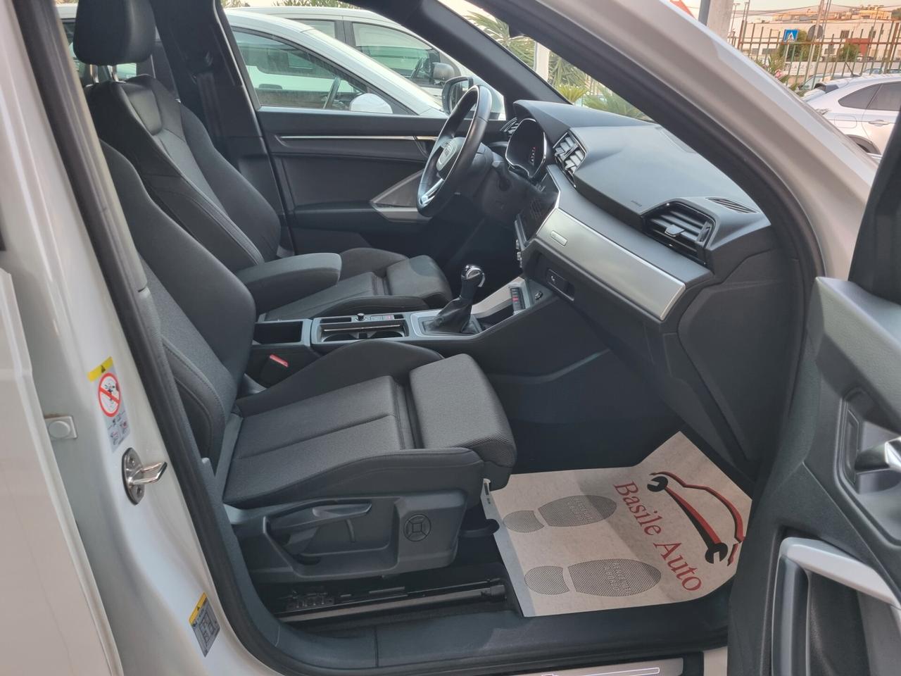 Audi Q3 II 2018 35 2.0 tdi S line edition s-tronic