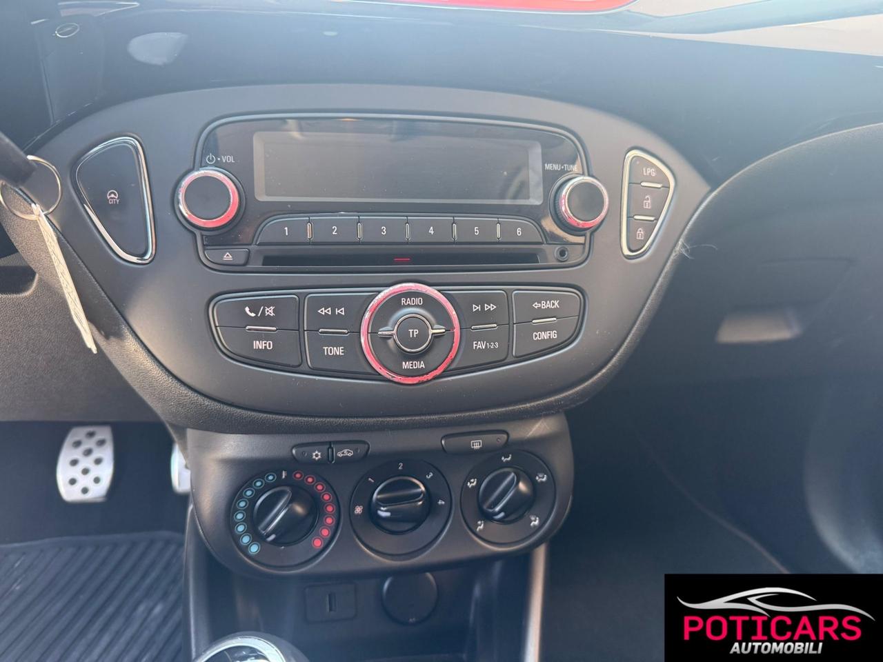 Opel Corsa 1.4 90CV GPL Tech 5 porte b-Color