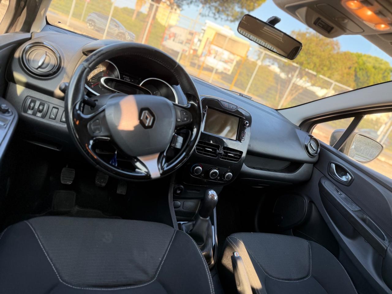 Renault Clio 1.5 dCi 8V 90CV Start&Stop 83gr 5 porte EcoBusiness