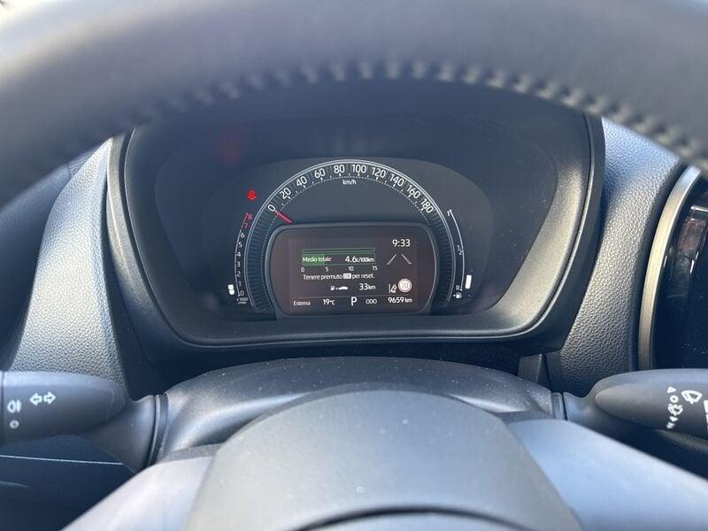 Toyota Aygo X 1.0 VVT-i 72 CV 5 porte Active S-CVT, A/T
