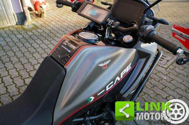 MOTO MORINI X-Cape 650 - 2023 - UNIPROPRIETARIO SOLO 3400 KM + ACCESSORI