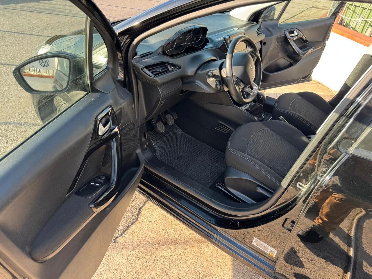 Peugeot 208 BlueHDi 75 Style