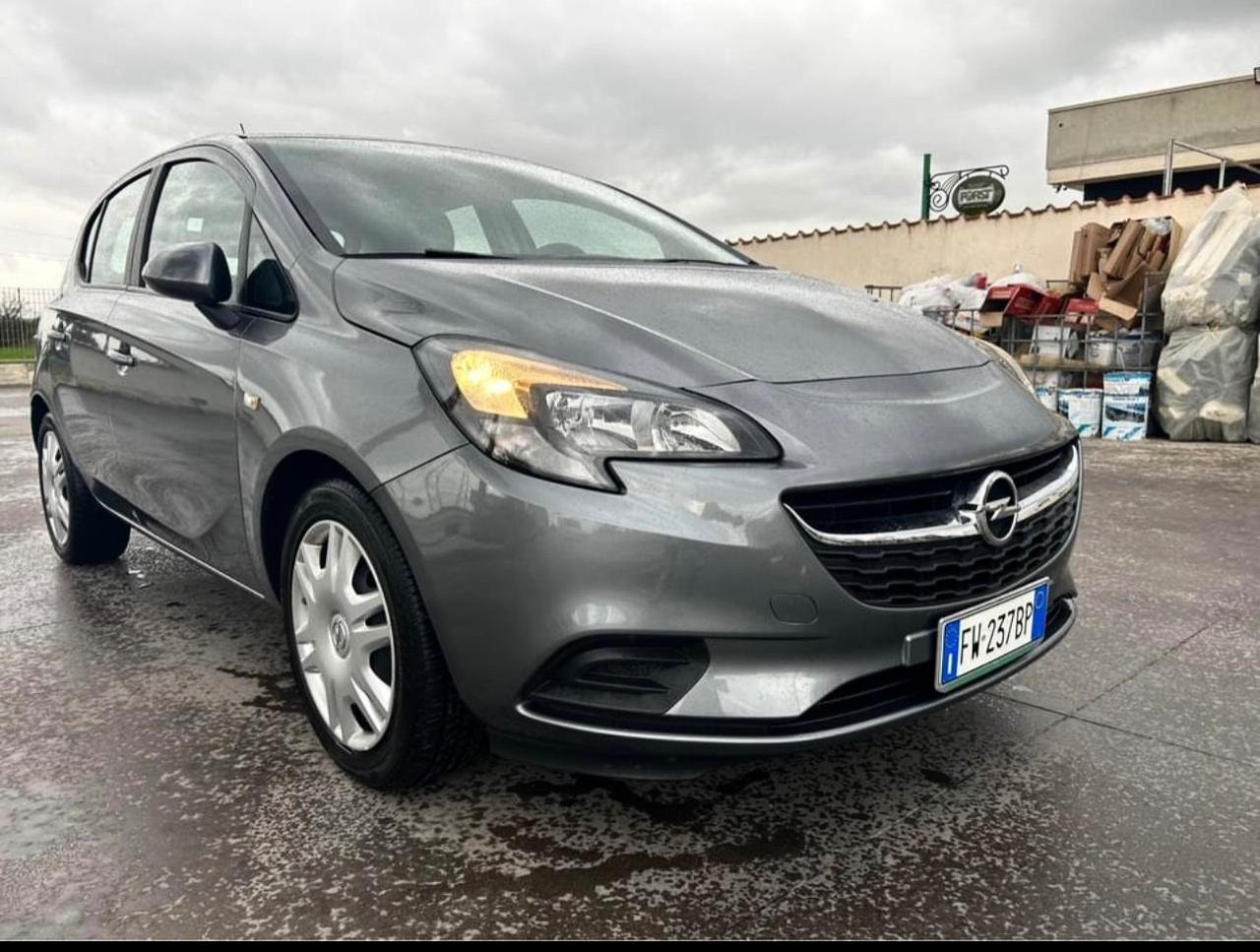 Opel Corsa 1.2 5 porte