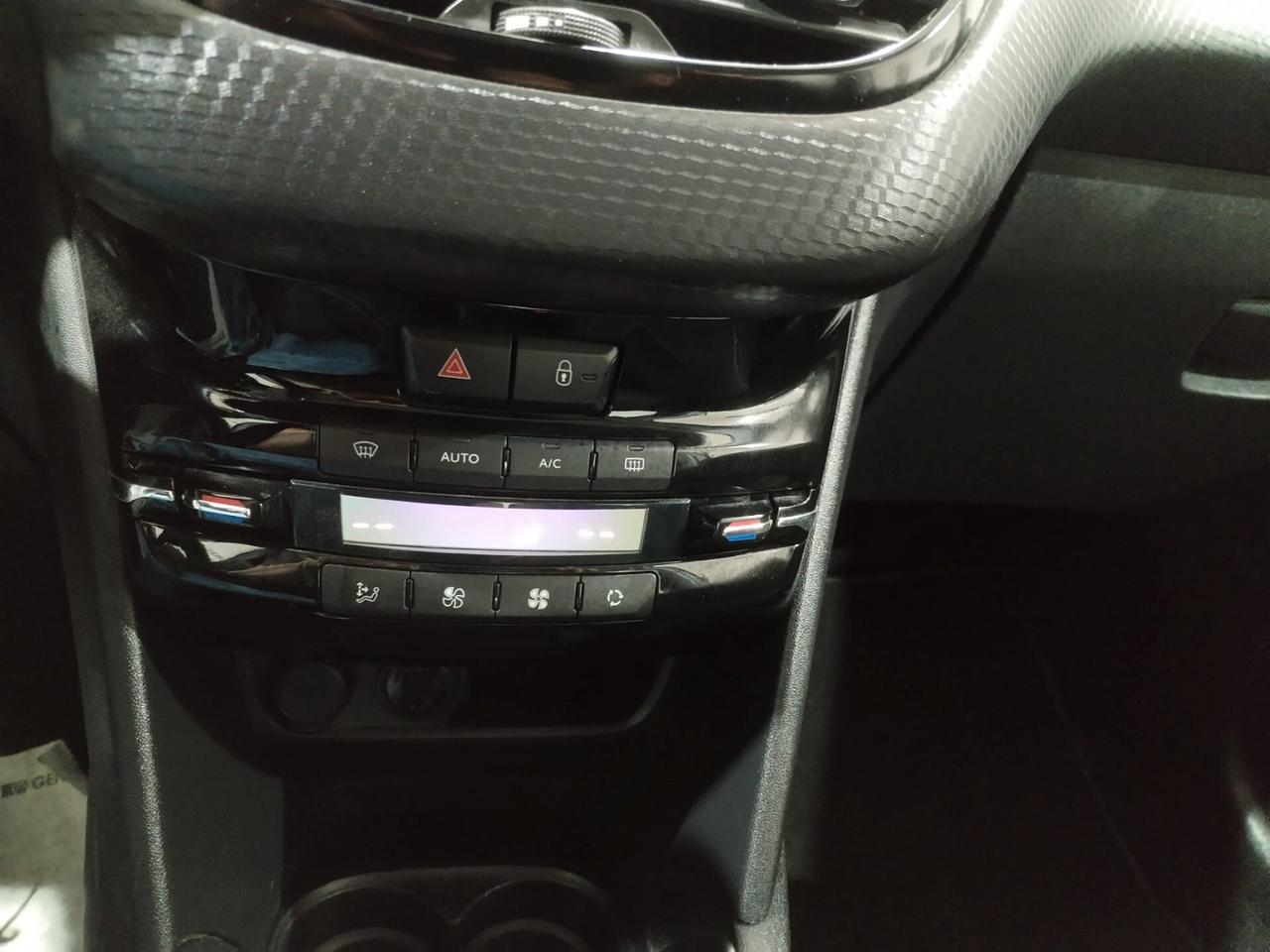 Peugeot 208 BlueHDi 100 5 porte Allure