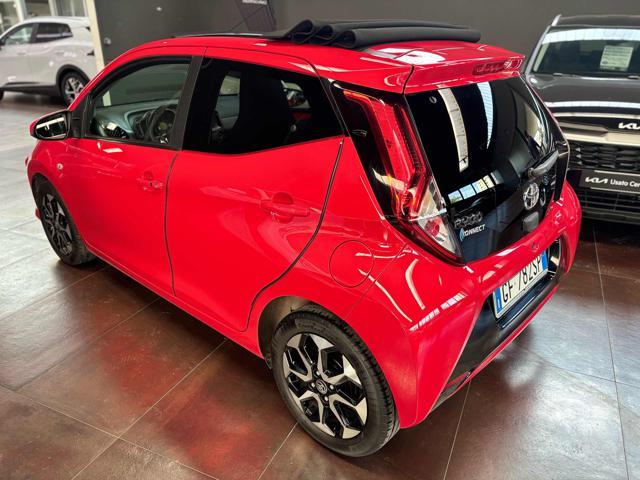 TOYOTA Aygo Connect 1.0 VVT-i 72 CV 5 porte x-clusiv red style