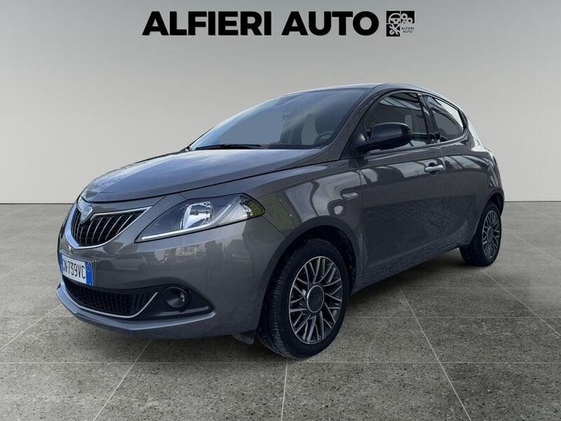 Lancia Ypsilon 1.0 FireFly Hybrid 70cv Gold Plus MT6