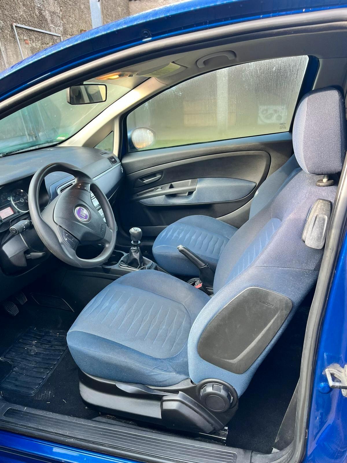 Fiat Grande Punto 1.4 benzina Neopatentati