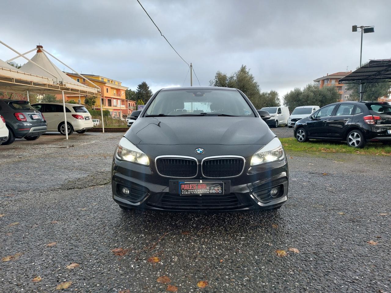 BMW Serie 2 Act. Tourer 216d Advant. Automat.-2015