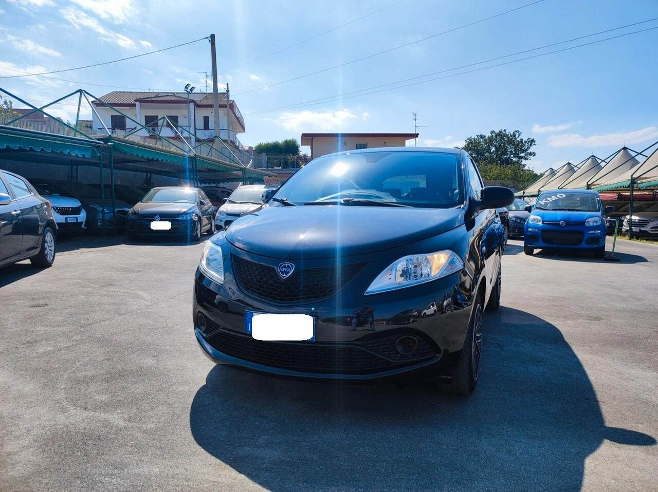 Lancia Ypsilon 1.2 69 CV 5 porte GPL Ecochic Gold
