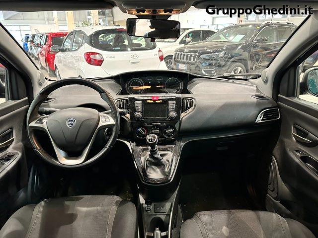 LANCIA Ypsilon 1.2 69 CV 5 porte S&S Gold