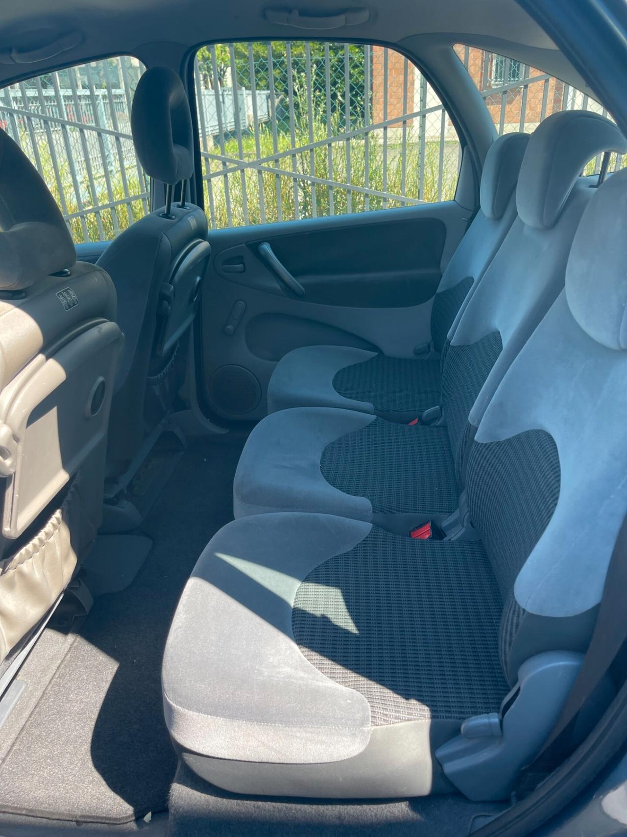 Citroen Xsara Picasso 1.6 16V Elegance Bi Energy G