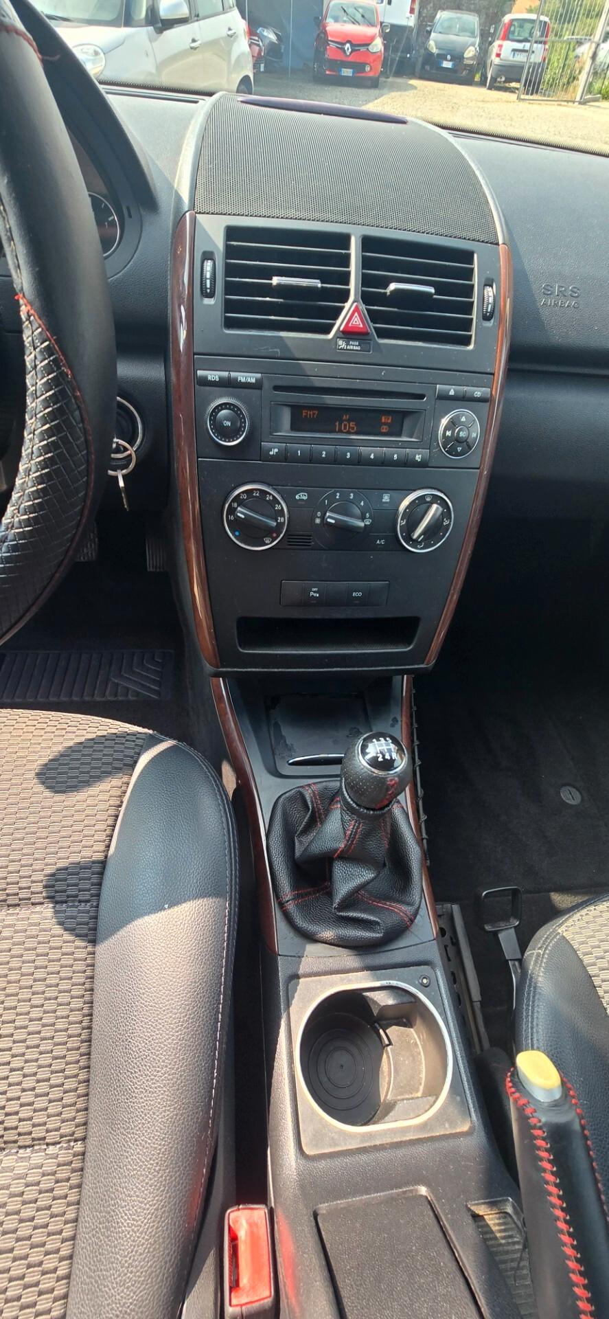Mercedes-benz A 160 BlueEFFICIENCY anno 2011