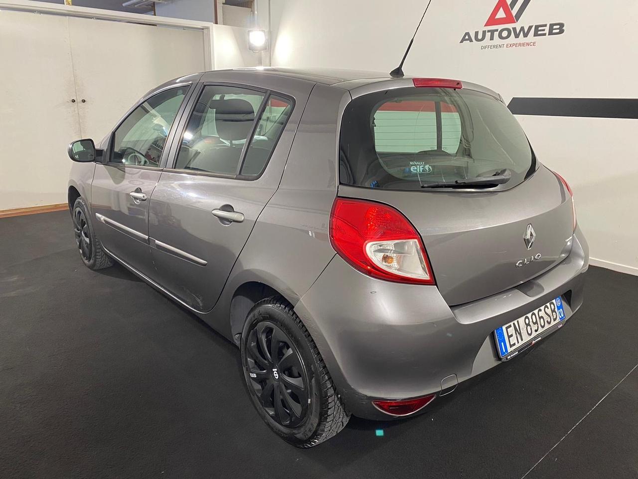 Renault Clio 1.2 16V 5 porte *NEOPATENTATI*
